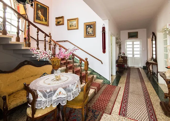 住宿加早餐酒店 Pereuka